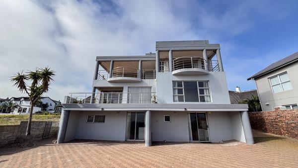 7 Bedroom House
