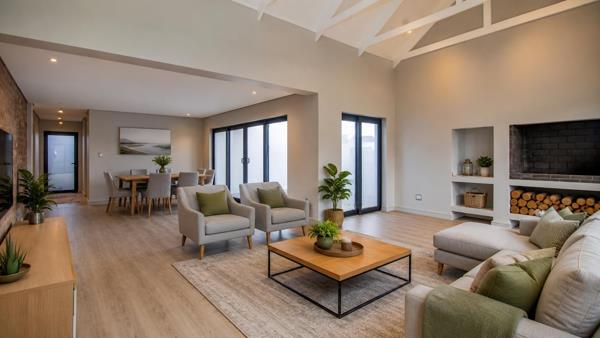 2 Bedroom House