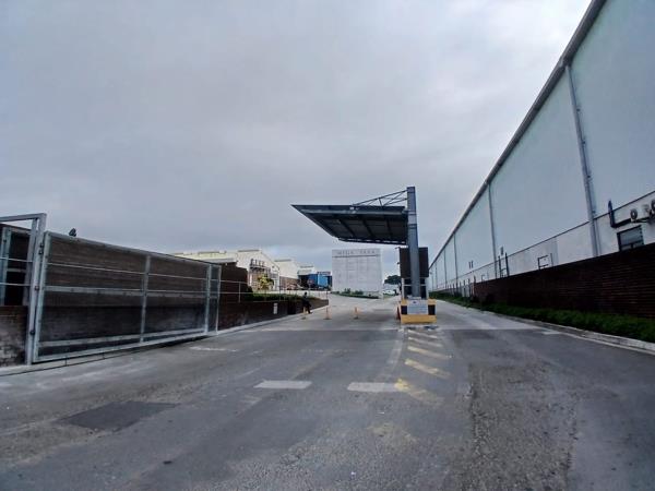 2 805 m² Industrial space