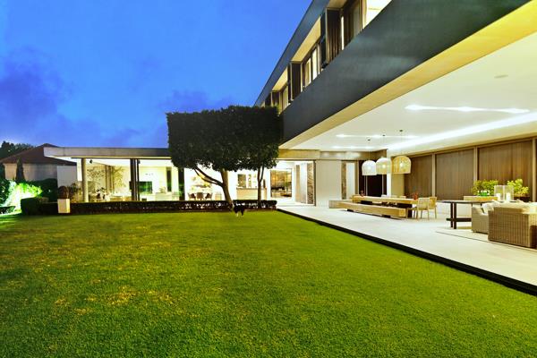 5 Bedroom House