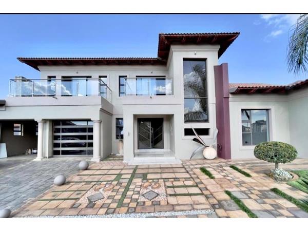 5 Bedroom House