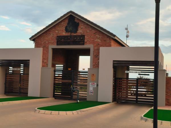 3 Bedroom Simplex