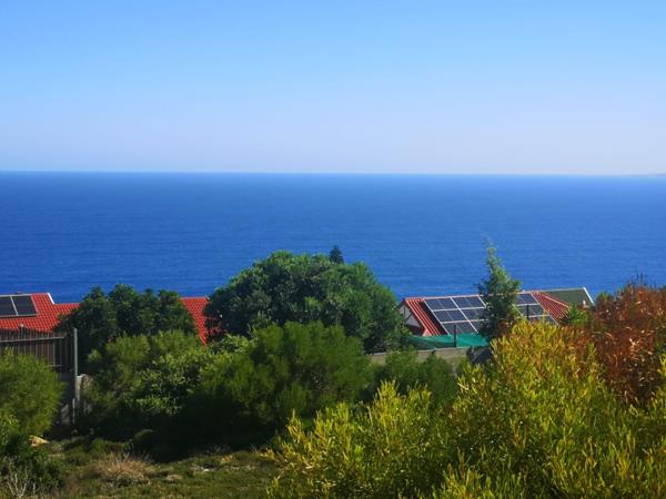 735 m² Land