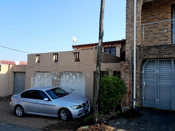 3 Bedroom Simplex