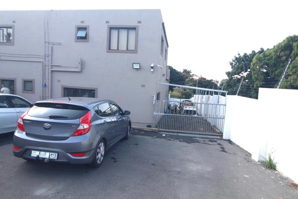 340 m² Commercial space