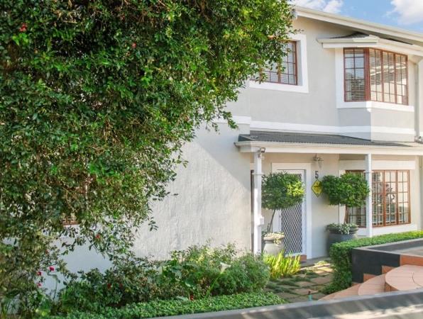 4 Bedroom Townhouse