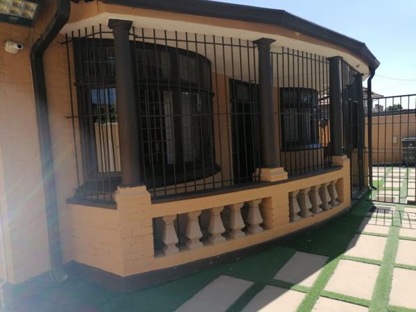 4 Bedroom House