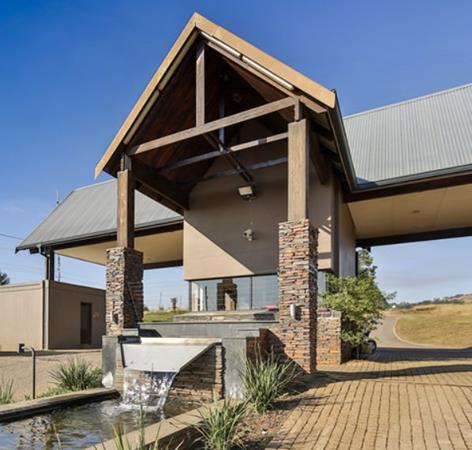 2 500 m² Land