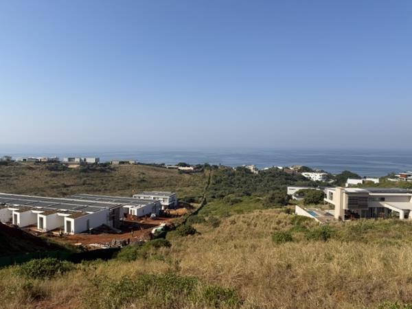 1 586 m² Land