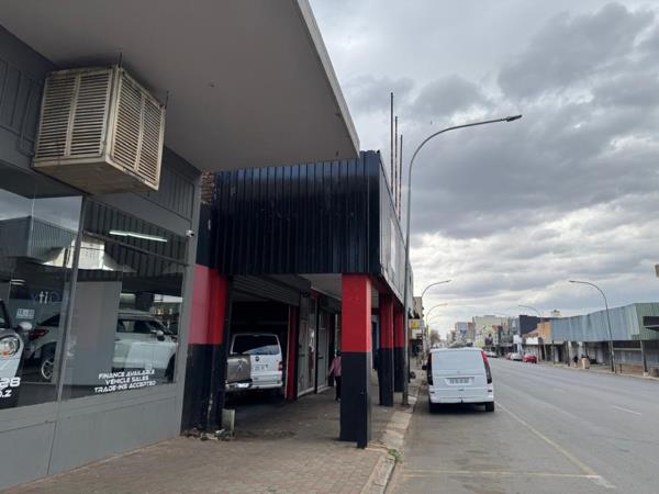 600 m² Retail Space