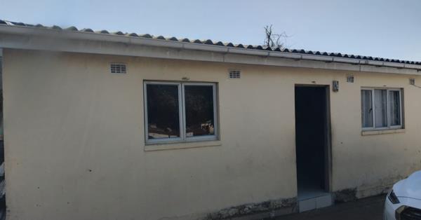 2 Bedroom House