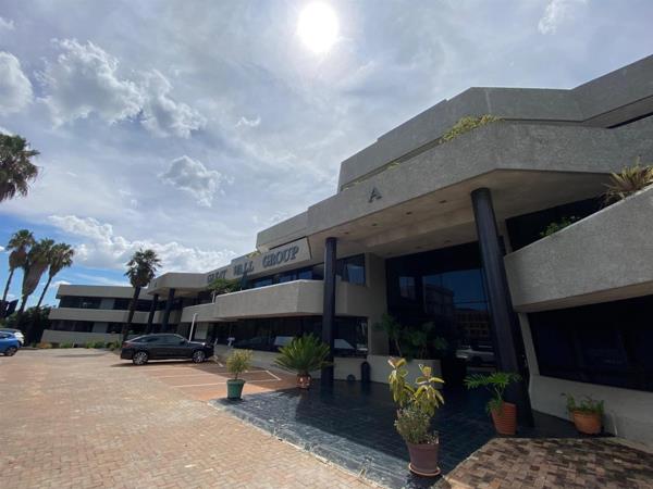 225 m² Office Space