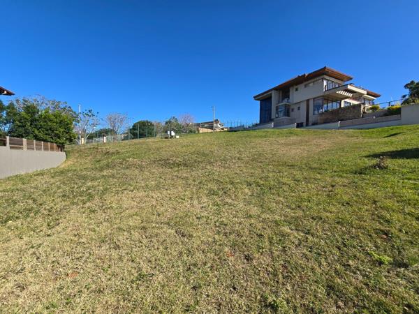 1 120 m² Land