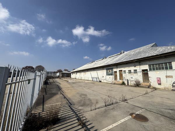 1 000 m² Industrial space