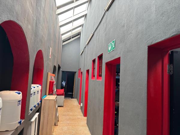 2 285 m² Industrial space