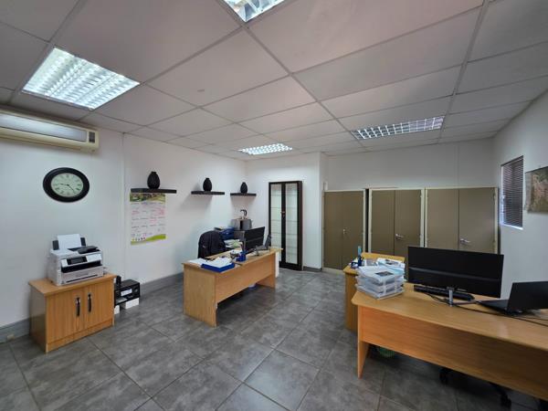 385 m² Office Space