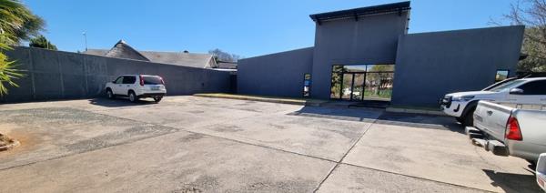 261 m² Office Space