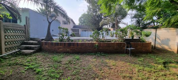 6 Bedroom House