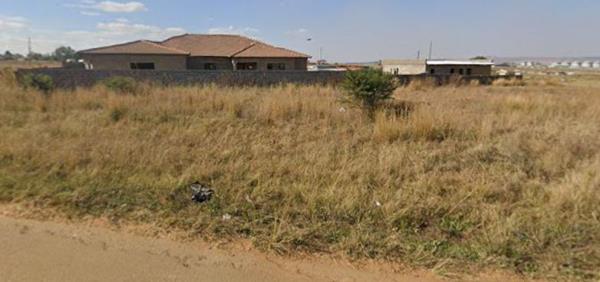 731 m² Land