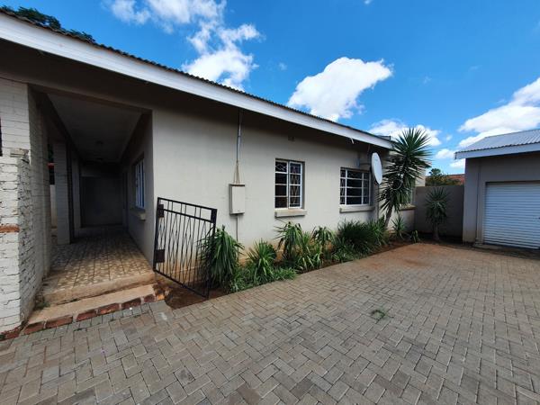 2 Bedroom Flat