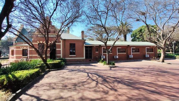 319 m² Industrial space