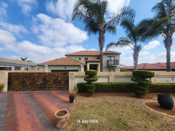 6 Bedroom House