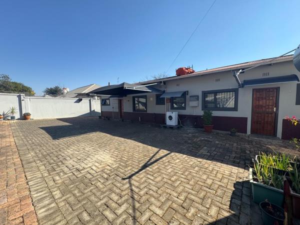 17 Bedroom House
