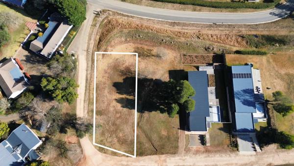 720 m² Land