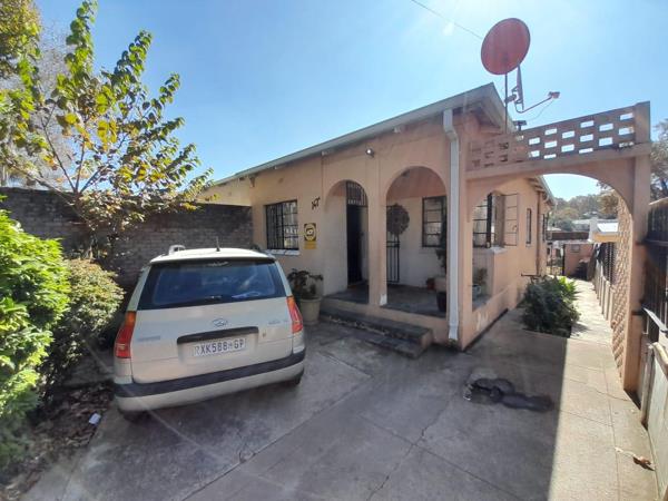 2 Bedroom House