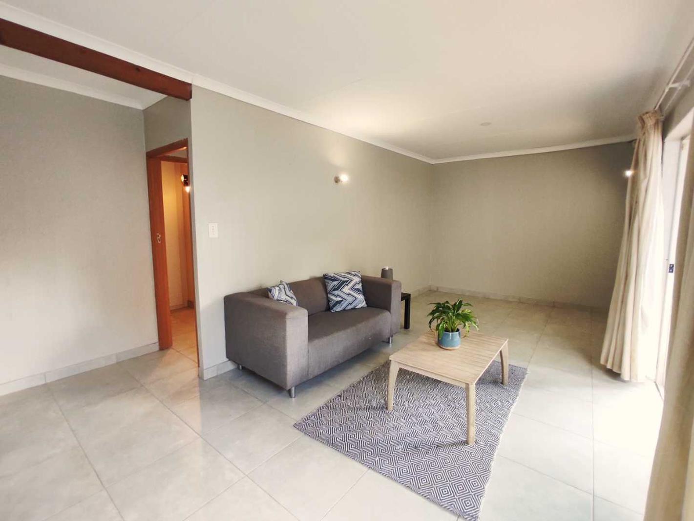 2 Bedroom House in Northcliff