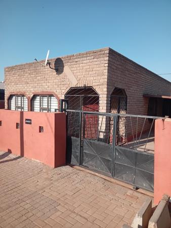 2 Bedroom House