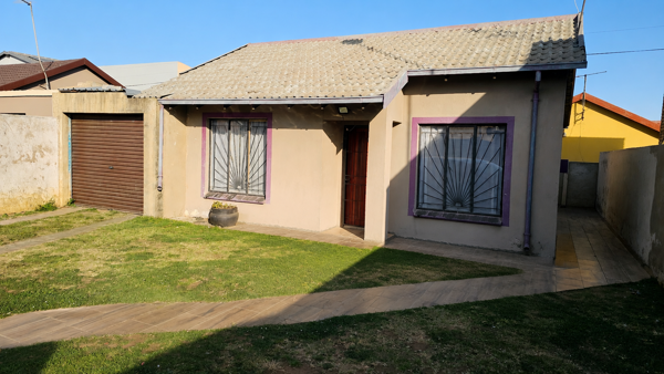 2 Bedroom House