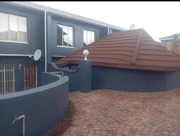 2 Bedroom Townhouse