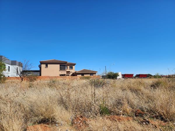 1 119 m² Land