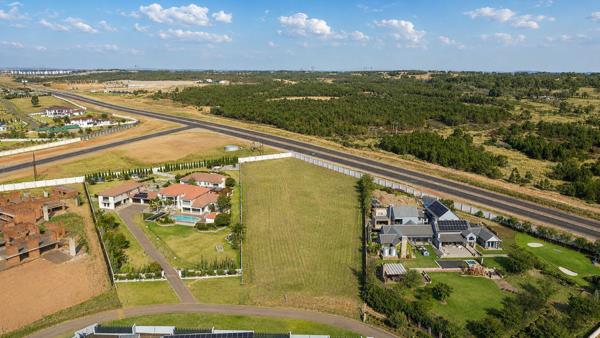 9 172 m² Land