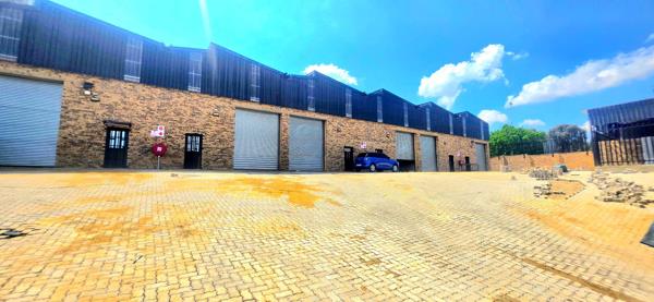 144 m² Commercial space
