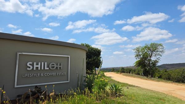8 471 m² Land