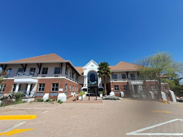 490 m² Commercial space