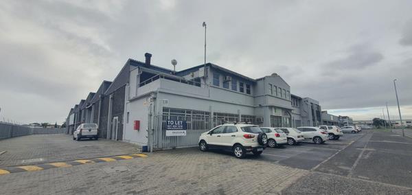 1 810 m² Industrial space