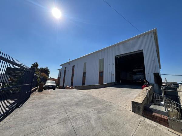 1 800 m² Industrial space