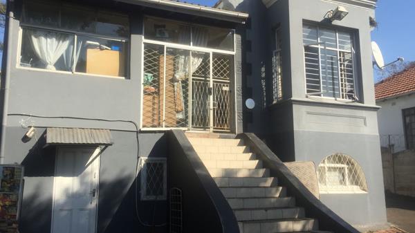 9 Bedroom House