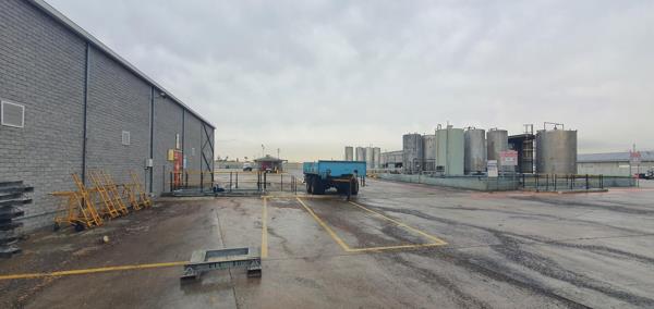 17 000 m² Industrial space