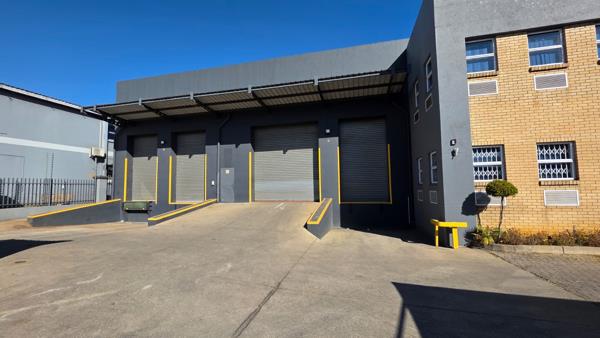 3 302 m² Industrial space