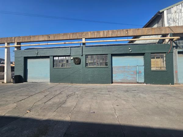 1 400 m² Industrial space