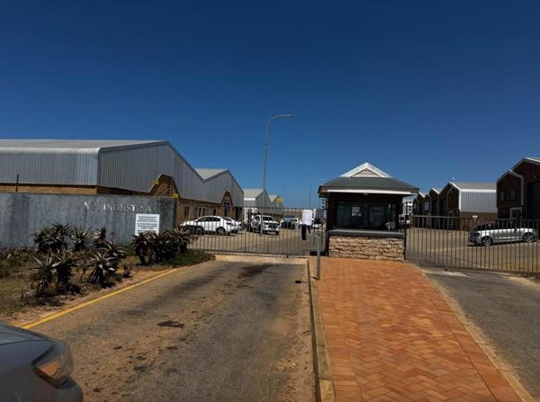 2 755 m² Land
