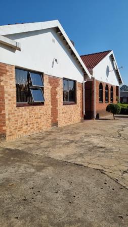 6 Bedroom House