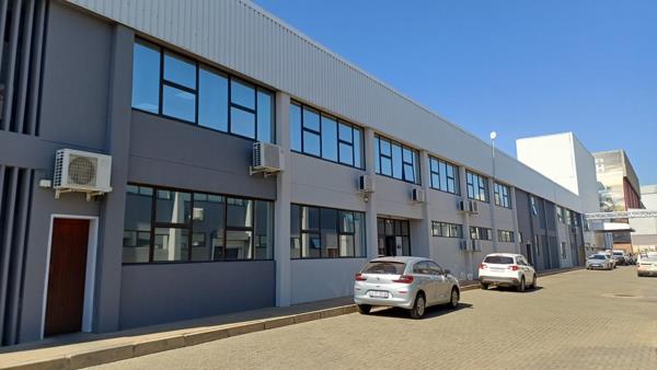 256 m² Commercial space