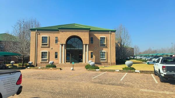 700 m² Commercial space