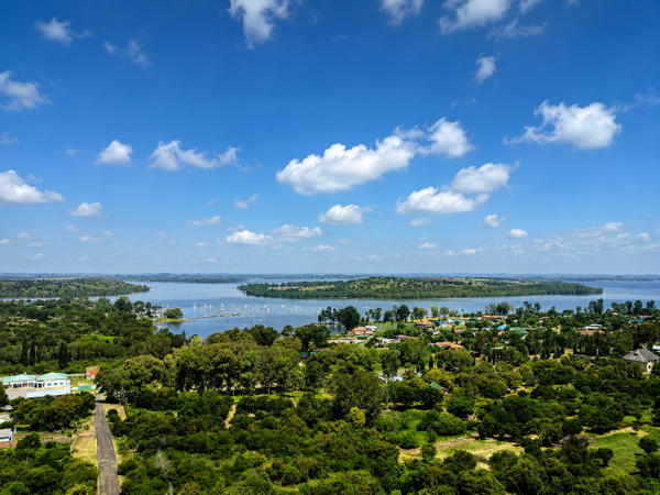 1 451 m² Land