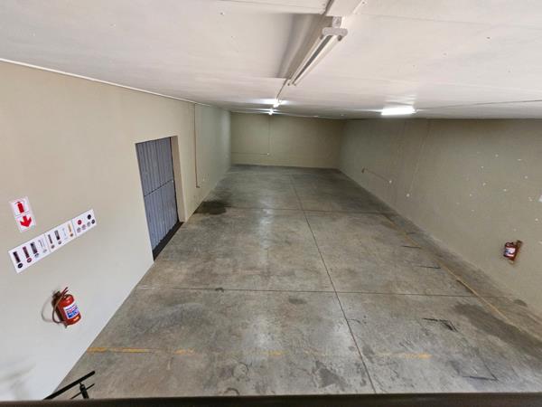351 m² Industrial space